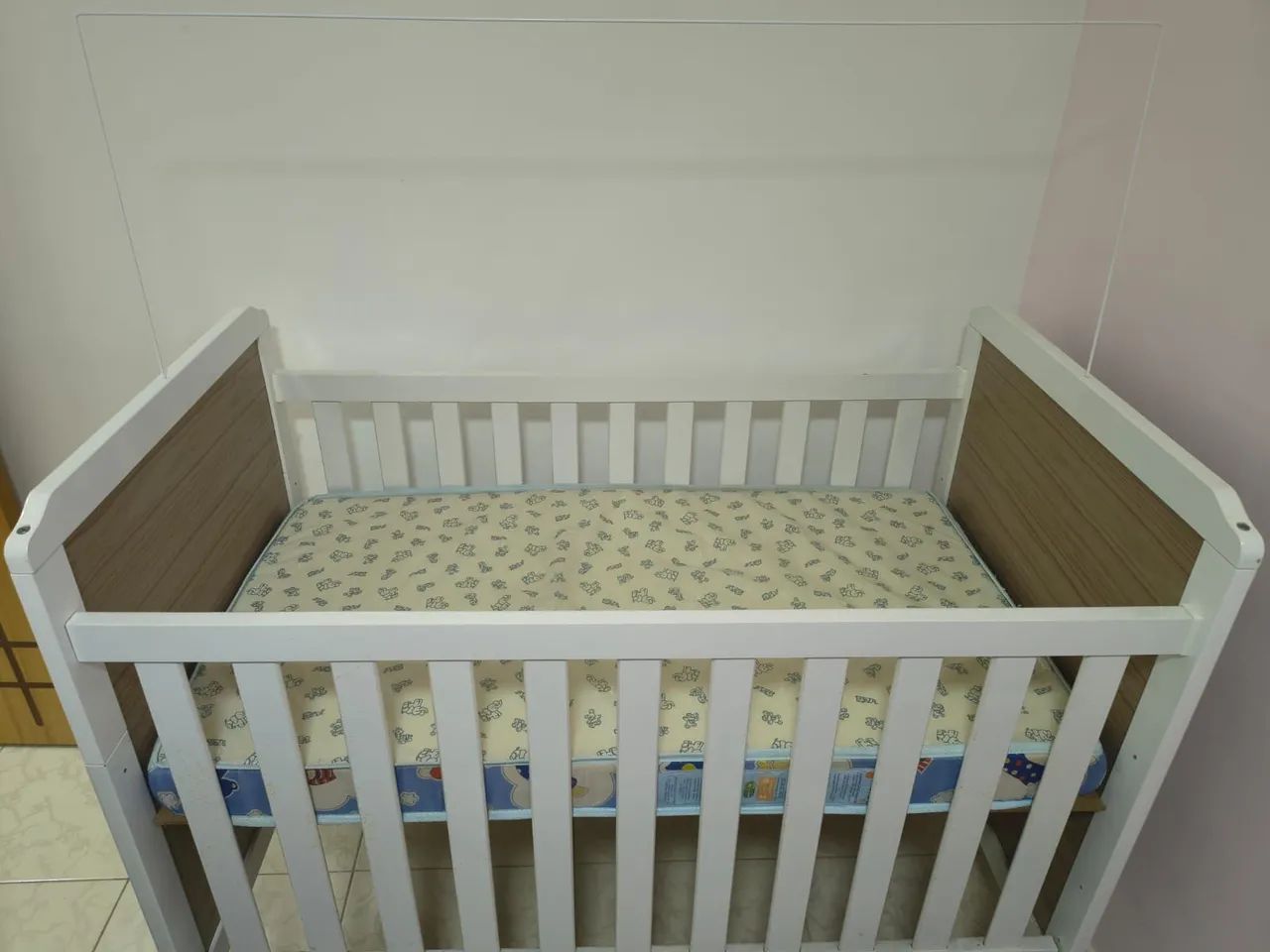 Three-Position Crib-to-Bed (Includes Mattress)64861554081281124