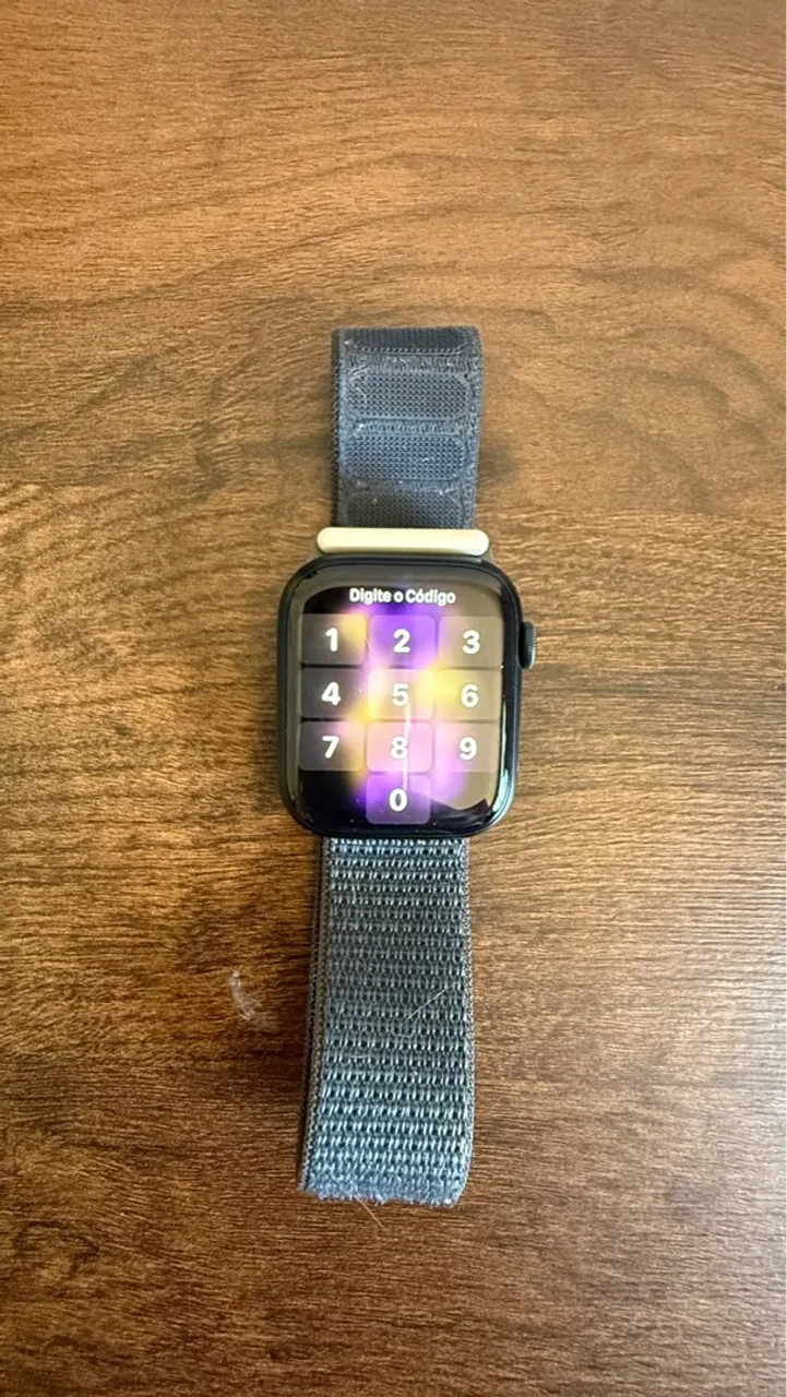Apple Watch Series 9 45mm c/ Pulseira Esportiva
