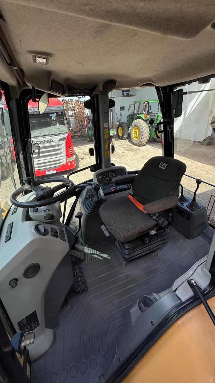 RETROESCAVADEIRA CAT 416F2 - Foto 6