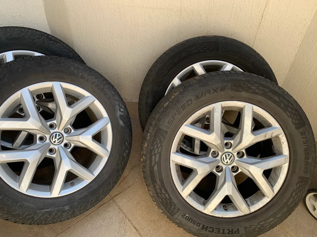 Jogo de rodas com pneu Amarok highline original! - Foto 4