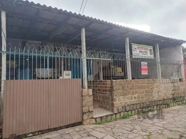 Loja em Porto Alegre, no bairro Camaquã, e 0 banheiros, para locação.