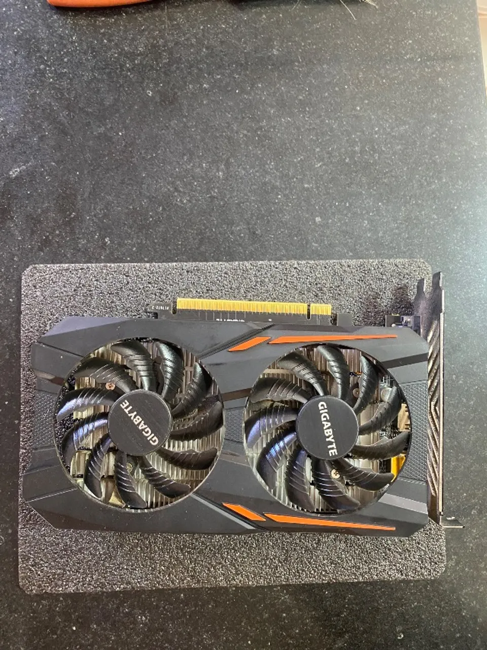 GTX 1050 Ti 2GB
