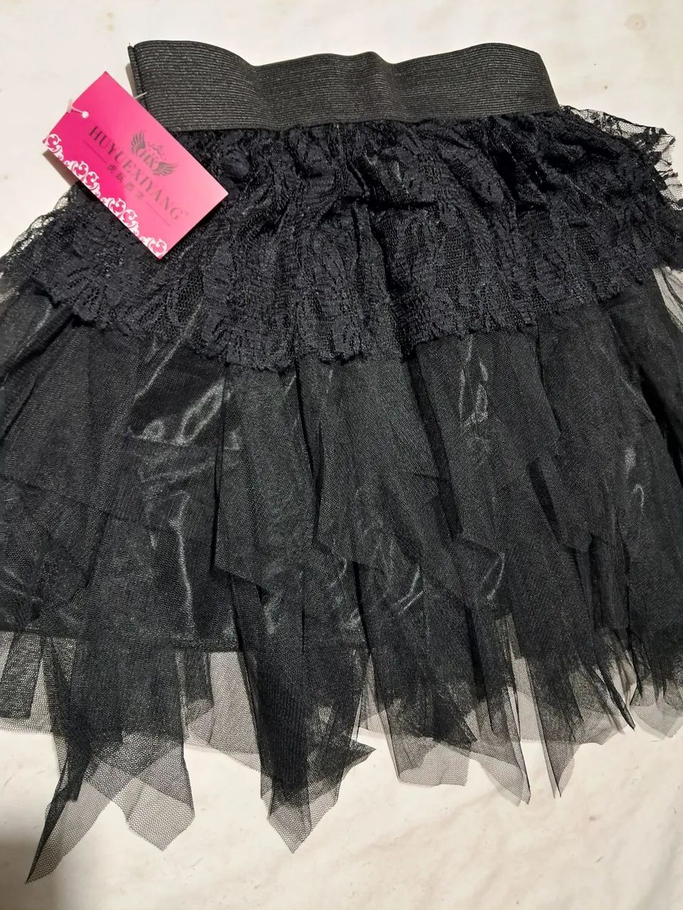 Saia em tule e renda P~M nova 