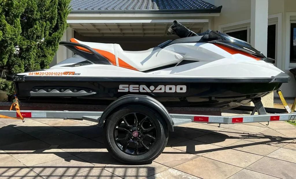 Jet Ski Sea-Doo GTI 130 - Foto 3