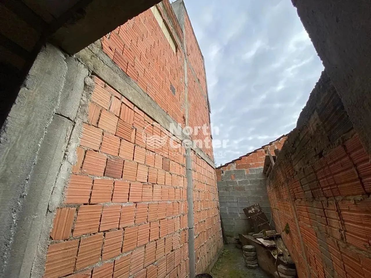Sobrado à venda Com Sala Comercial, Bairro Conquista, Balneário Barra do Sul, SC - Foto 3