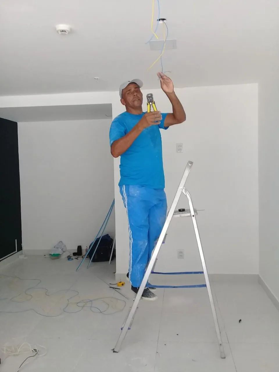 Serviços de eletricista residencial  - Foto 2