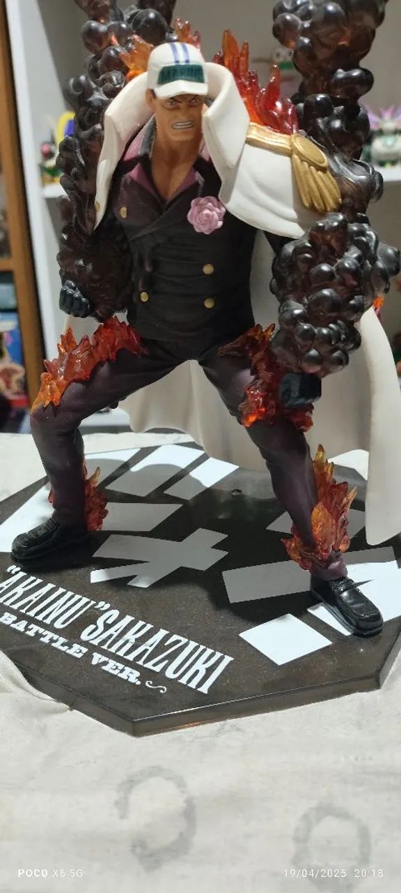 Boneco Akainu Sakazuki One Piece