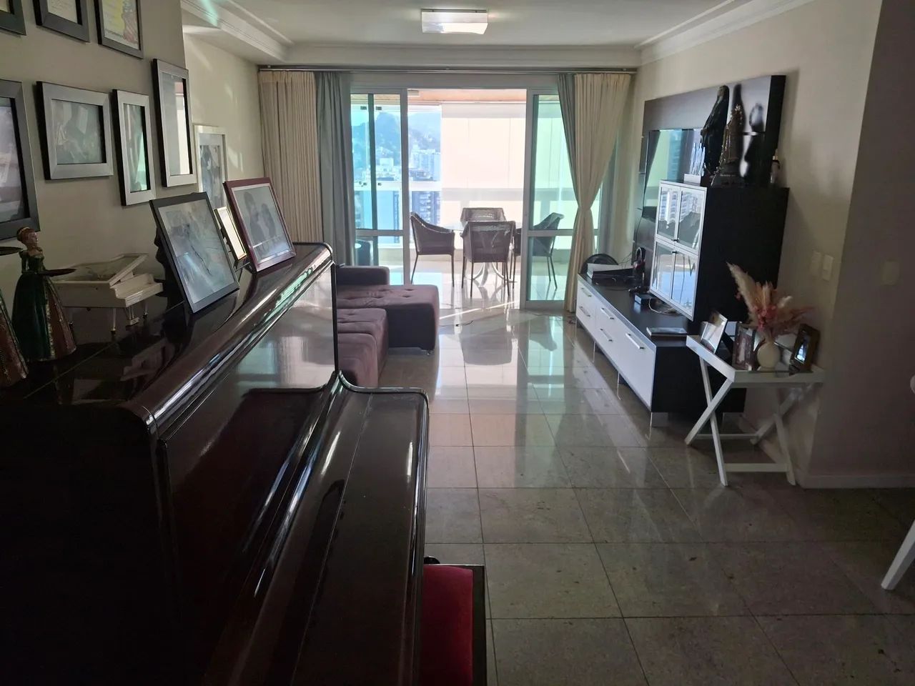 Apartamento 04 quartos Praia do Canto 