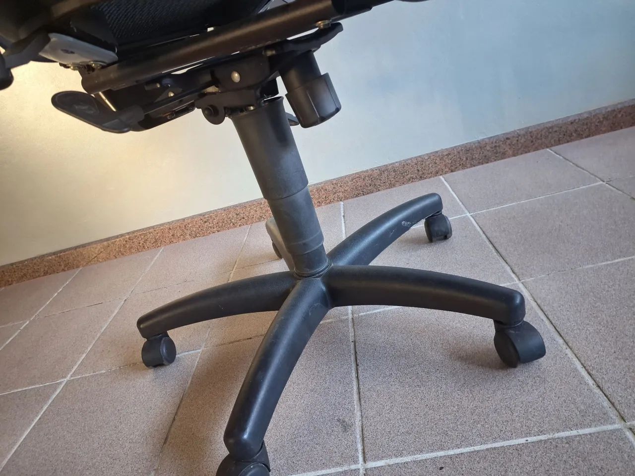 Cadeira de escritório  - Foto 3