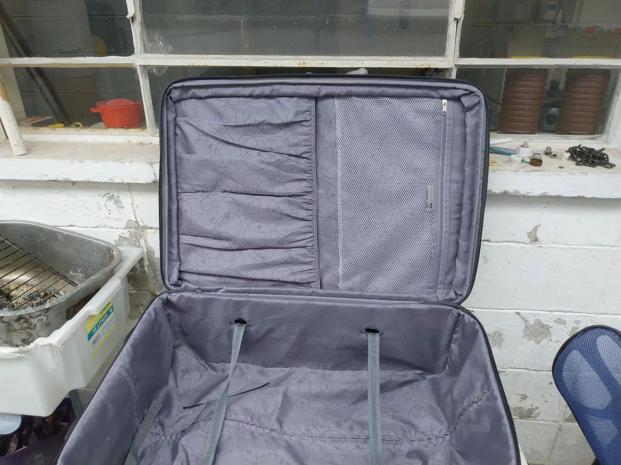 Mala de viagem preta com rodinhas - Foto 3