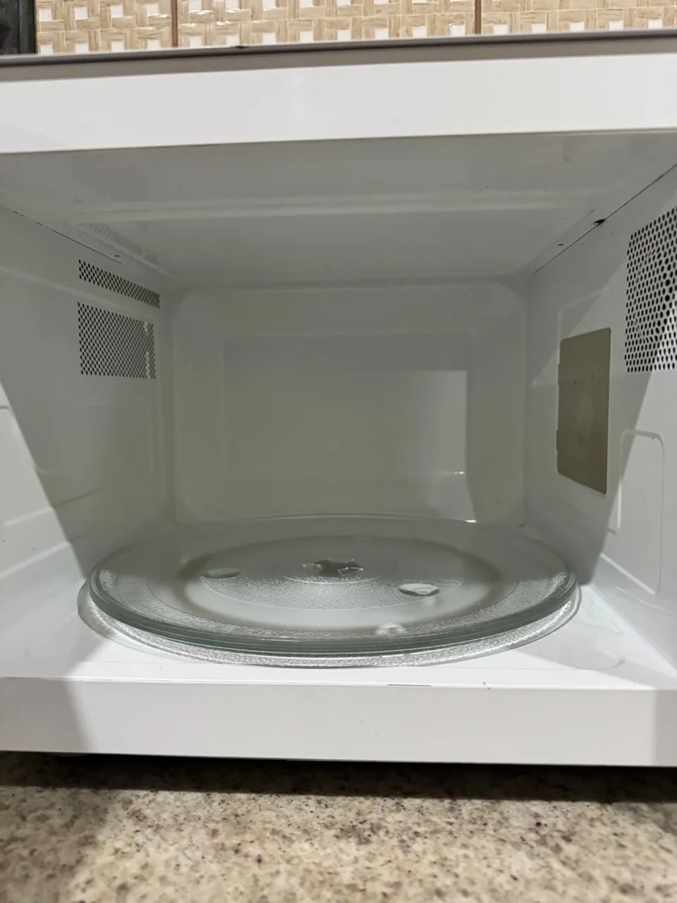Micro-ondas em ótimo estado