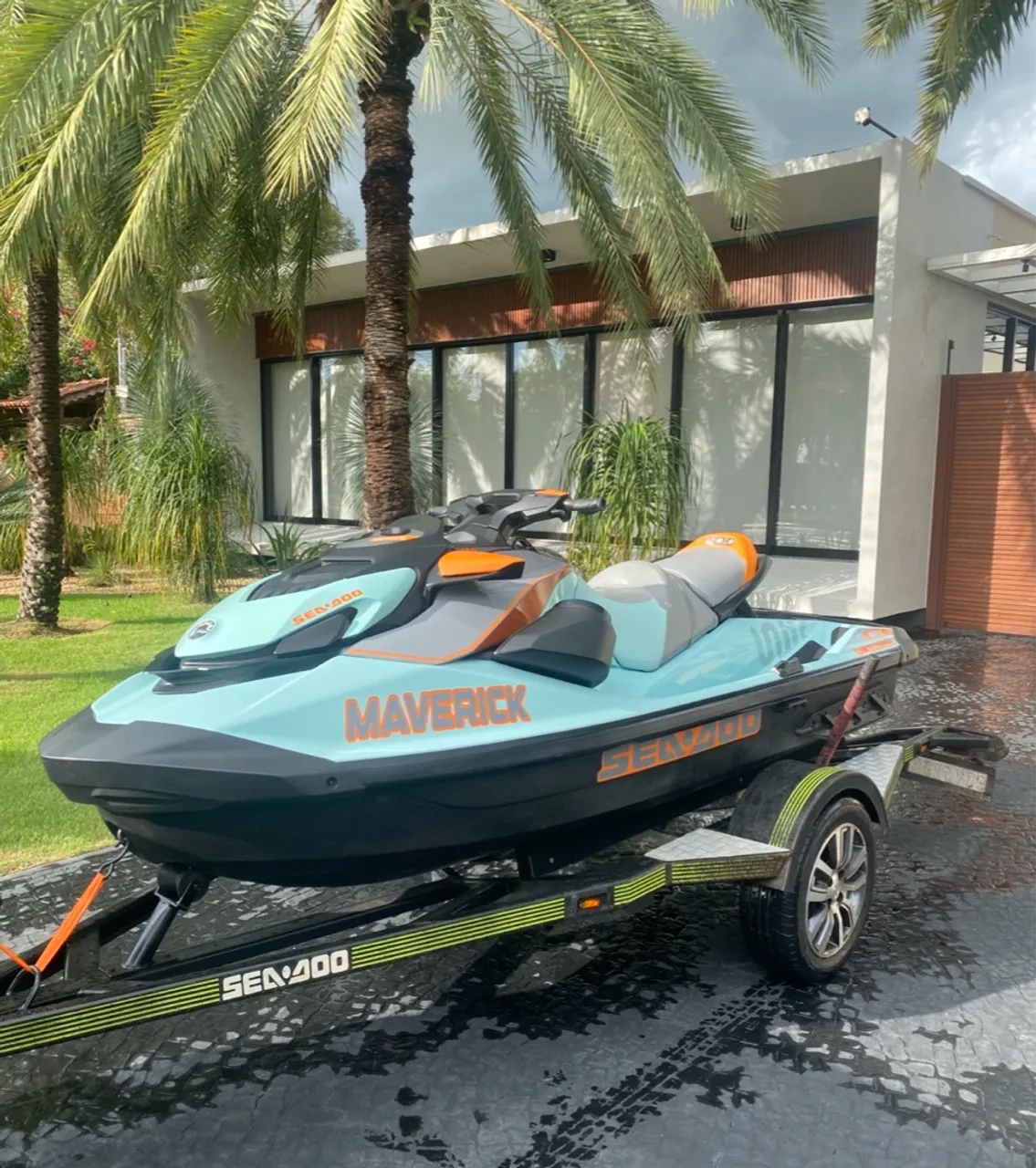 Jet ski wake 170