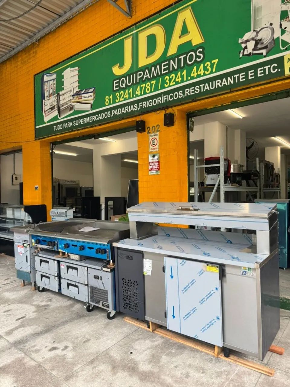 bancada refrigerada - chef base - para chapas ideal para hamburgueria, restaurantes  - Foto 4