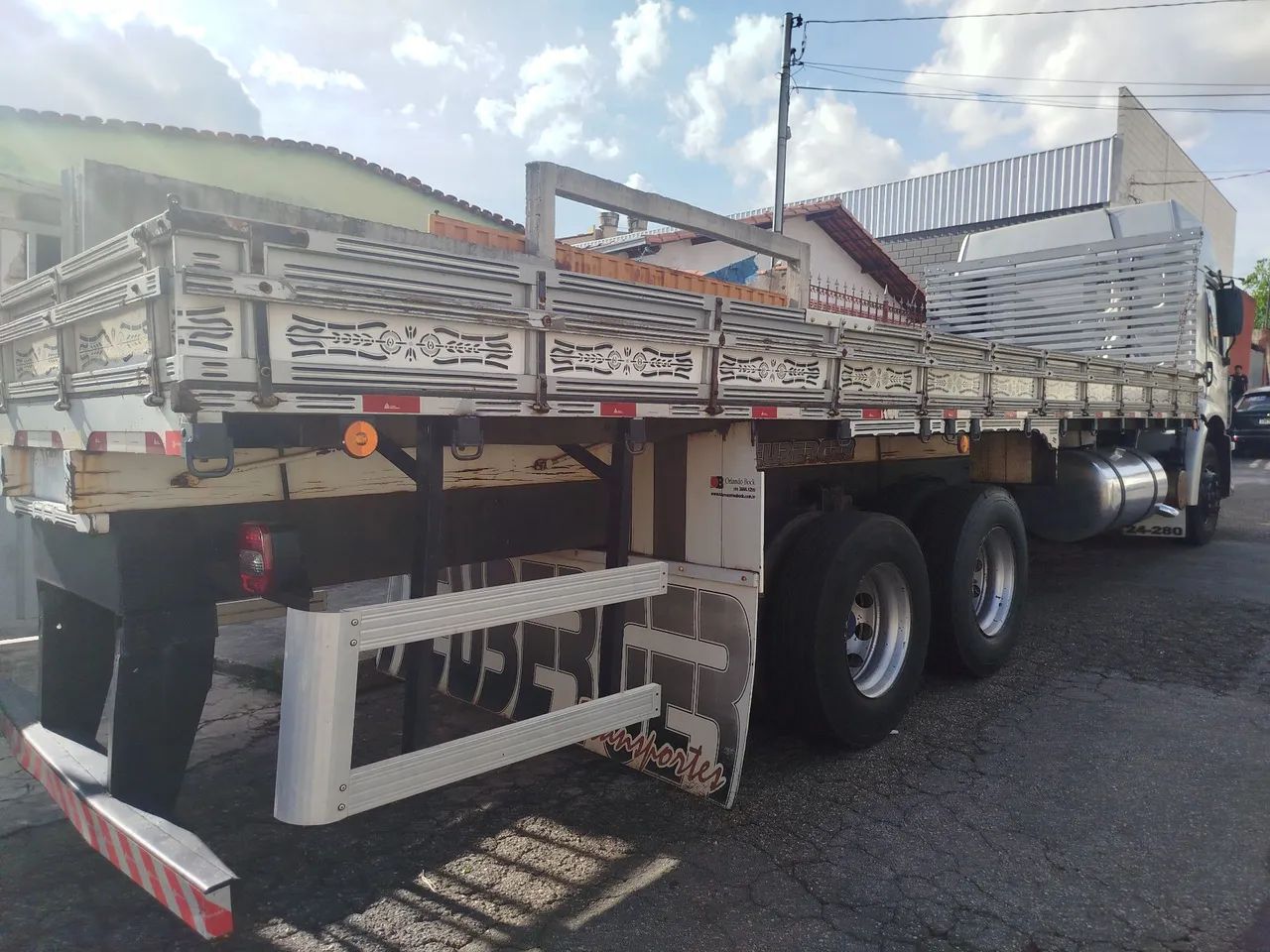 Carroceria madeira caminhão truck - Foto 5