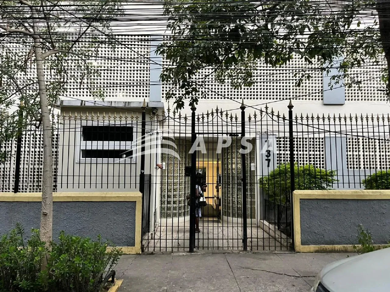 APARTAMENTO DOIS QUARTOS COM TOTAL SEGURANÇA NO LINS DE VASCONCELOS. VENHA CONHECER ESSE C