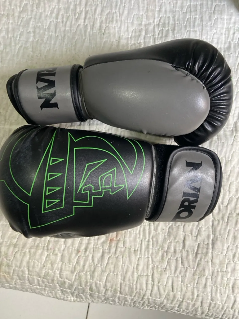 Luvas de Boxe Pretorian Core