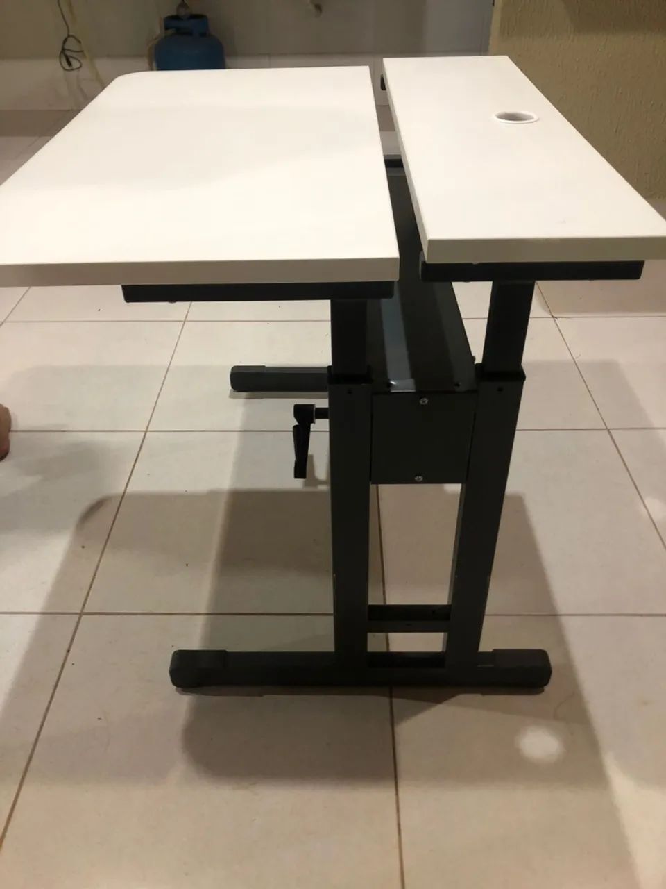 Mesa branca para computador. - Foto 4