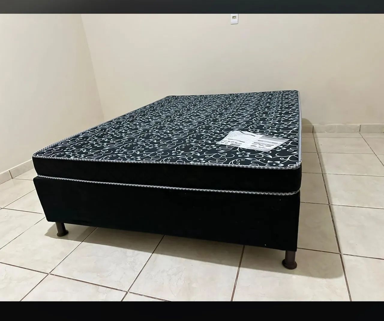 Cama Box Casal Completa + Colchão, Novo  - Foto 2