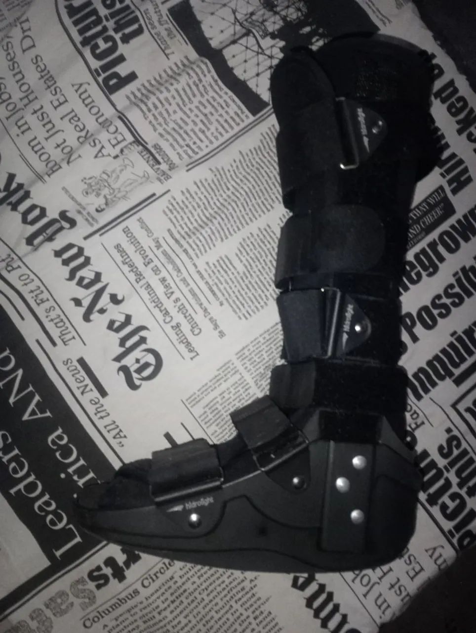 Bota ortopédica semi nova N40