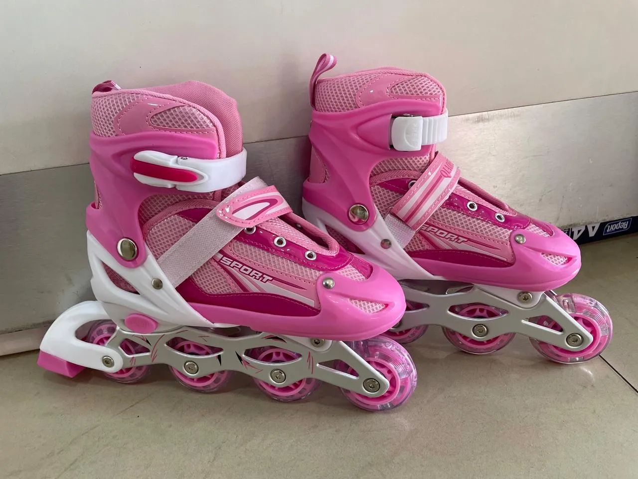 Patins in-line ajustável calça 31 ao 34 - Foto 6