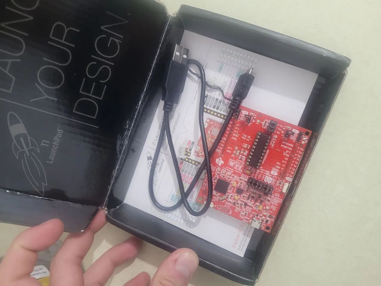 Microcontrolador MSP430 LaunchPad - Foto 2