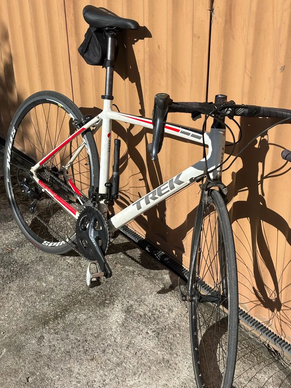 Trek One Series 1.1 Road Bike - Shimano Sora, fully serviced and ready to ride!