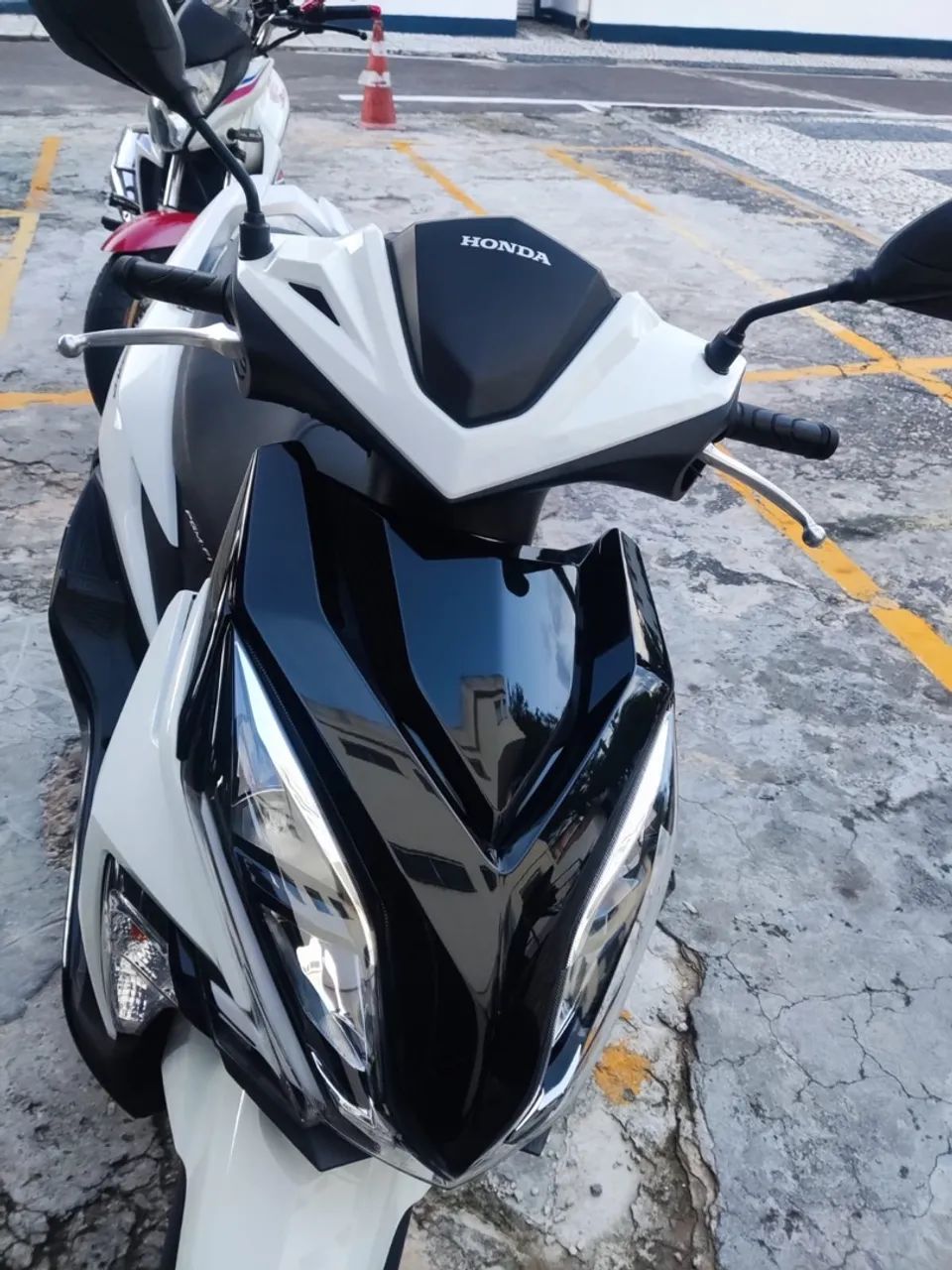 Moto Honda elite 