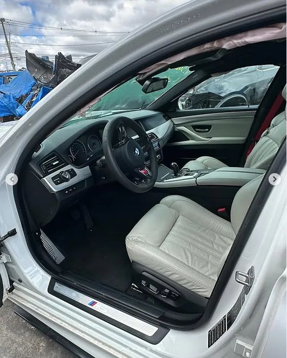 SUCATA BMW M5 4.4 BI-TURBO 560CV 2015 - Foto 5