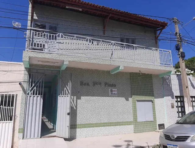 Aluga-se Kit Net no bairro Nova Betânia, com 1/4,