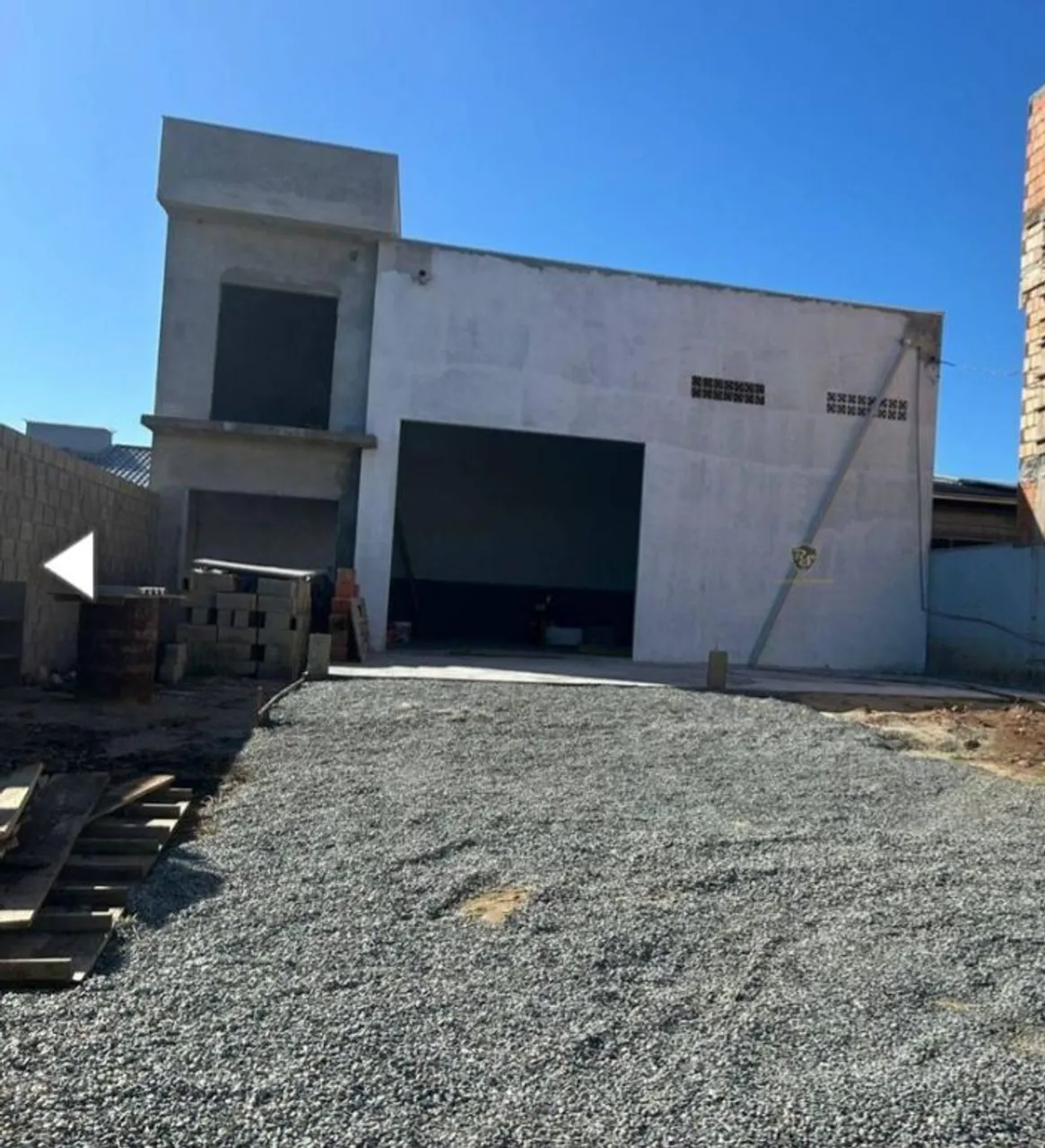 GALPÃO A VENDA EM ITAJUBA BARRA VELHA 