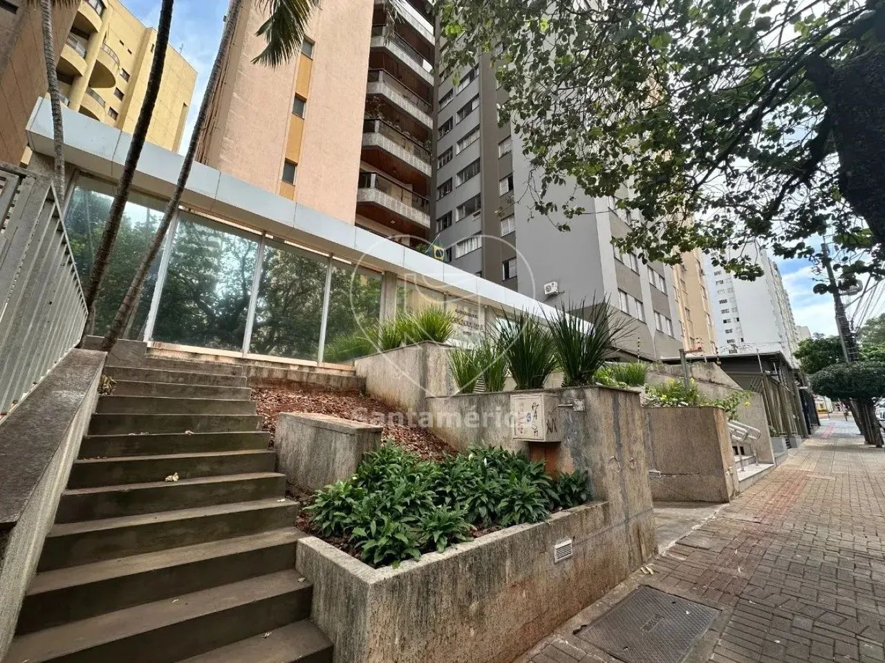 Apartamento no Edifício Concorde com 4 Quartos, 1 Suíte à Venda e para Aluguel em Londrina - Foto 2
