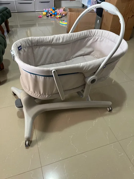 Berço Moisés Portátil Baby Hug 4 In 1 Air Stone Chicco Cinza