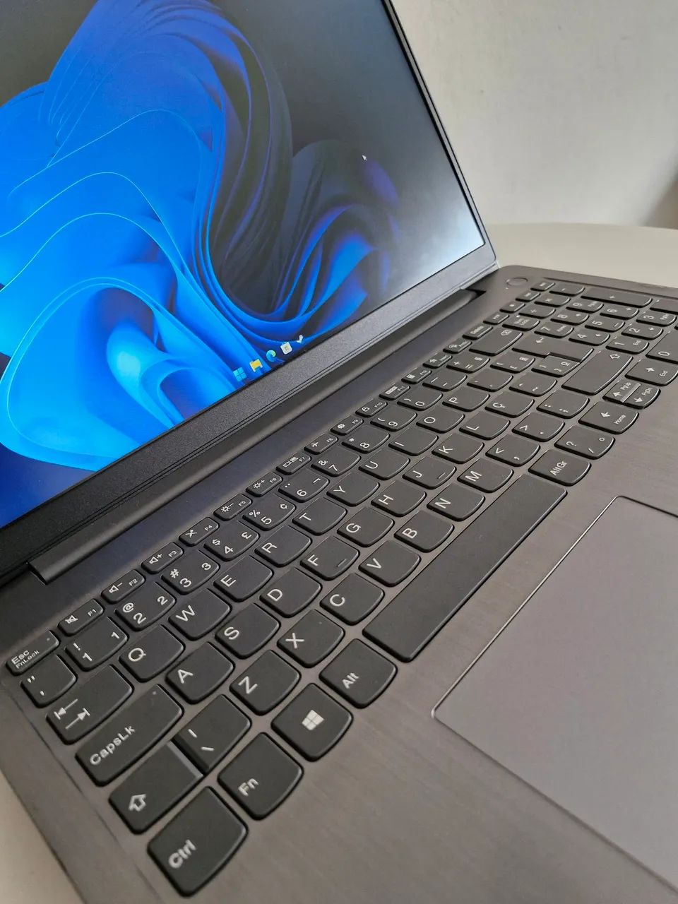 Kit Completo: Notebook Ryzen 5500u + Mouse logitech g203 + Teclado Compacto - Foto 4
