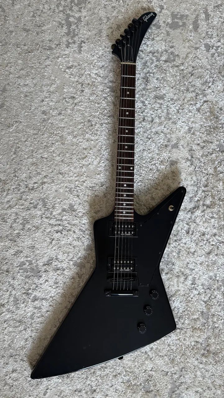Guitarra Gibson Explorer 2019 - Captadores Gibson ou EMG James