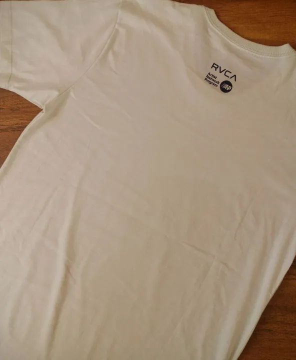 Camiseta RVCA - Foto 2