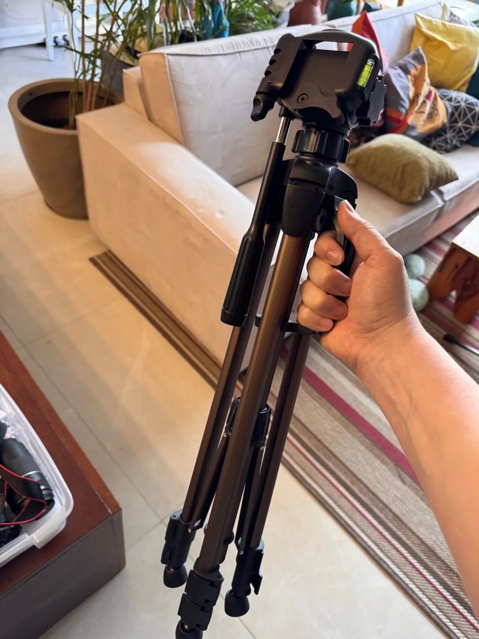 Tripé profissional para Câmera DSLR - Estabilidade e Precisão! - Foto 3