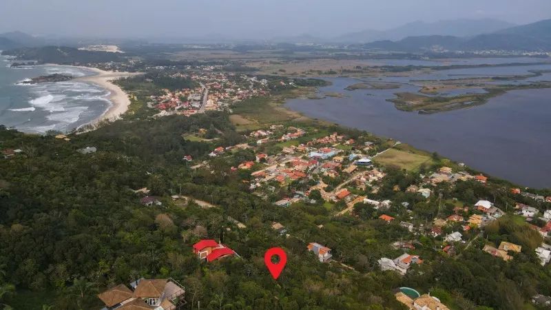 Terreno com 1.534,22 m², Praia da Ferrugem em Garopaba SC - Foto 4