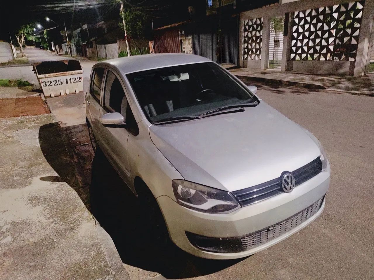 Volkswagen Fox Fox 1.0 Mi Total Flex 8V 5p 2012