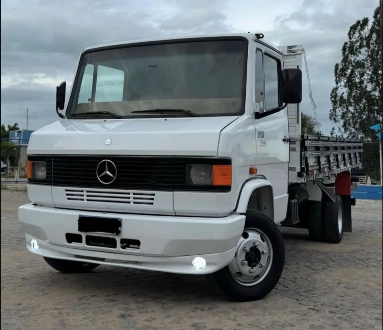 Mercedes Benz 2011 