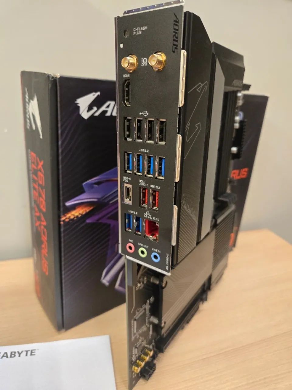 Placa Mãe X670 AORUS ELITE AX - Foto 3