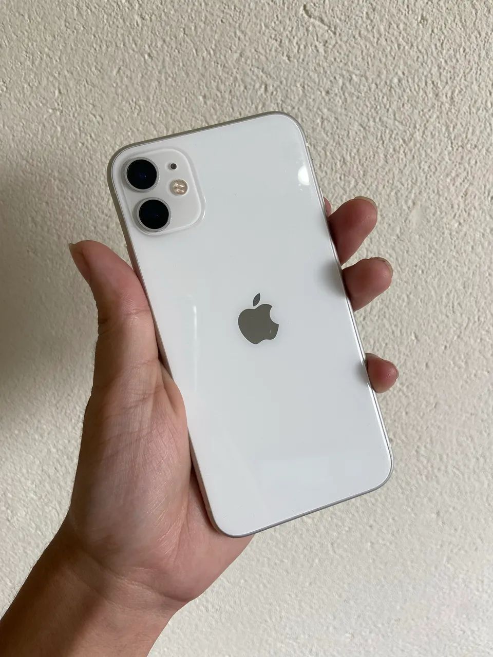 iPhone 11 - Branco ENTREGO ?