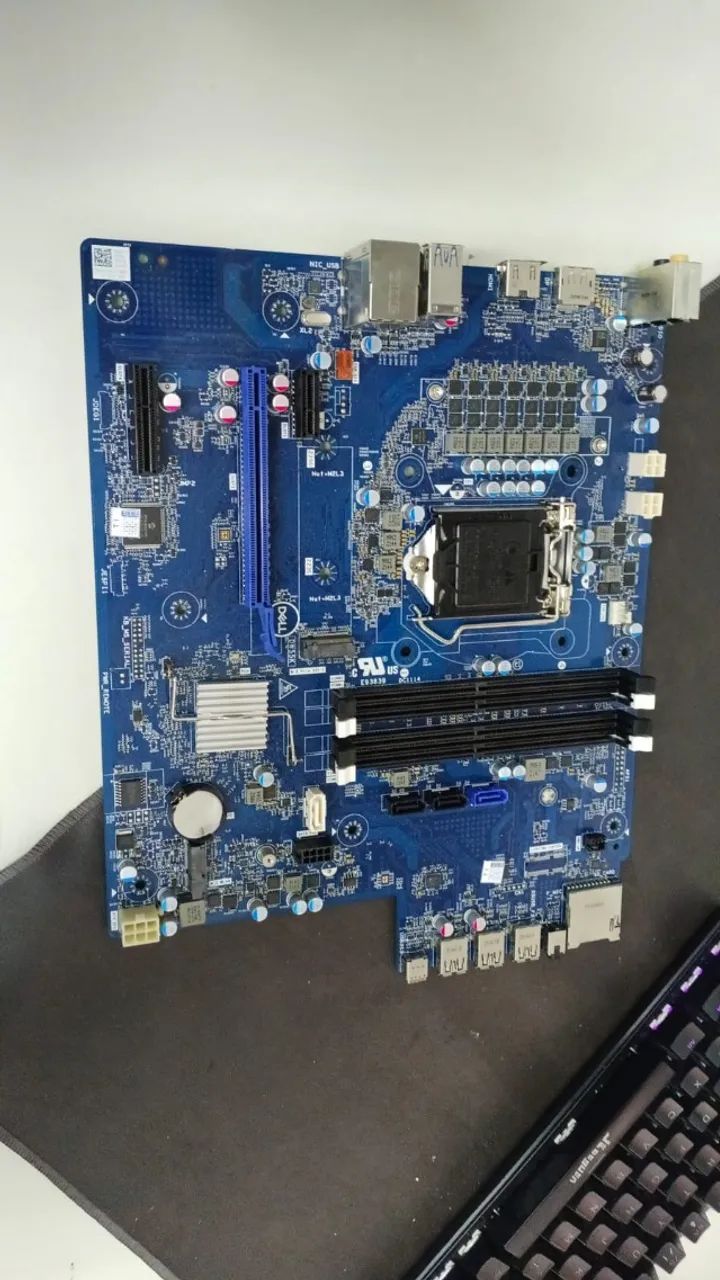 Foxconn 1200DBP 1CA6 LGA 1200 - não testada