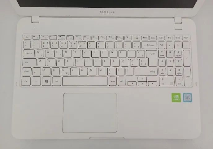 Notebook Samsung np350 i5 8geração ssd m2 240gbs hd 1tb ram 8gbs placa vídeo Nvidia 2gbs - Foto 4