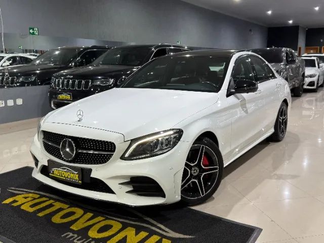 Mercedes-Benz C-300 2020