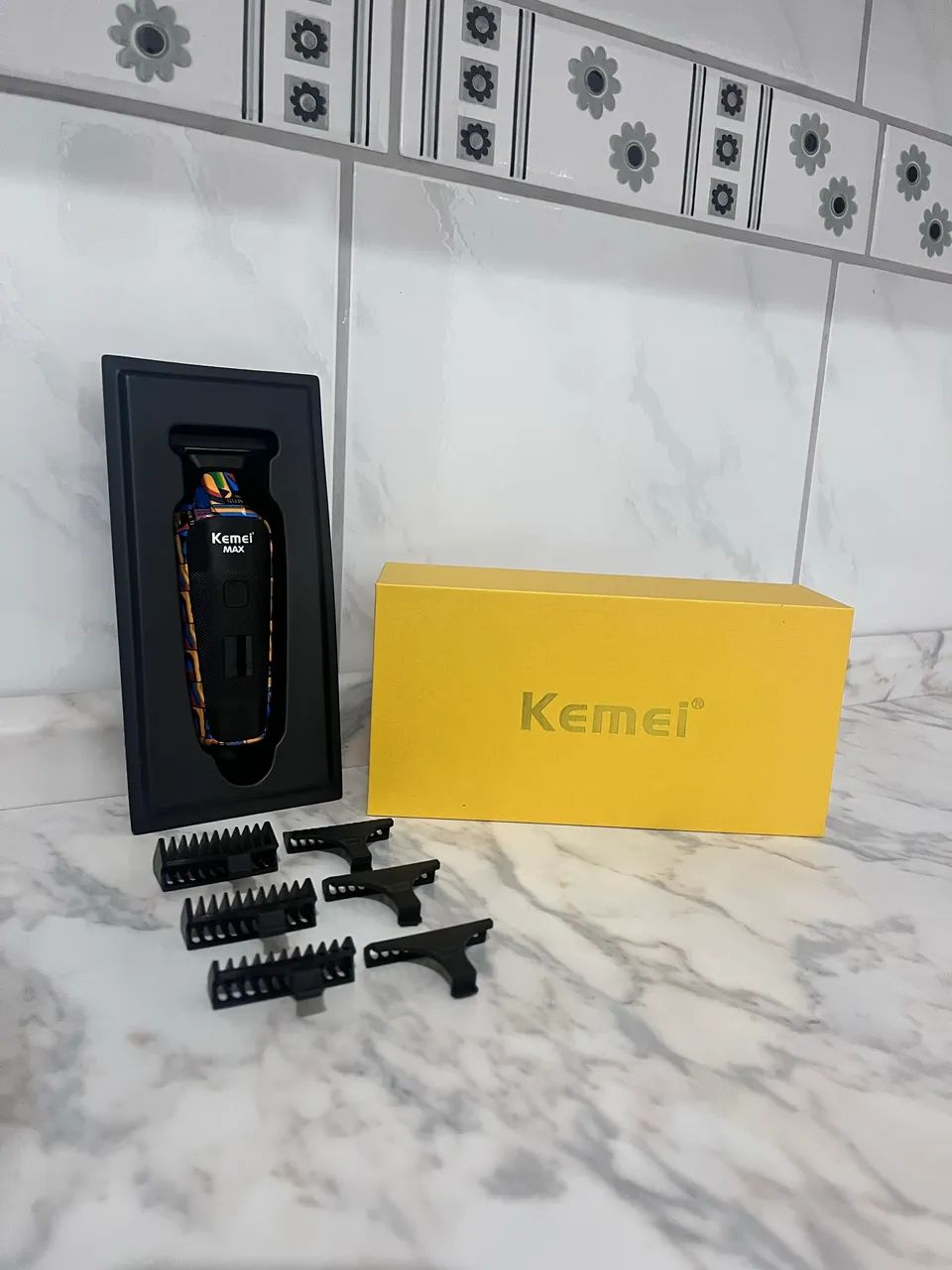 Máquina de Acabamento Profissional Kemei Max5090 - Visor LCD - Foto 3