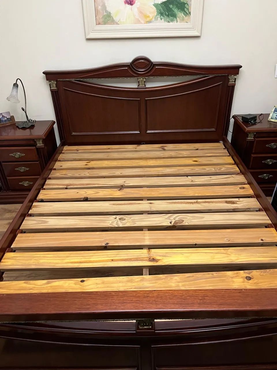 Conjunto cama e mesa de cabeceira  - Foto 2