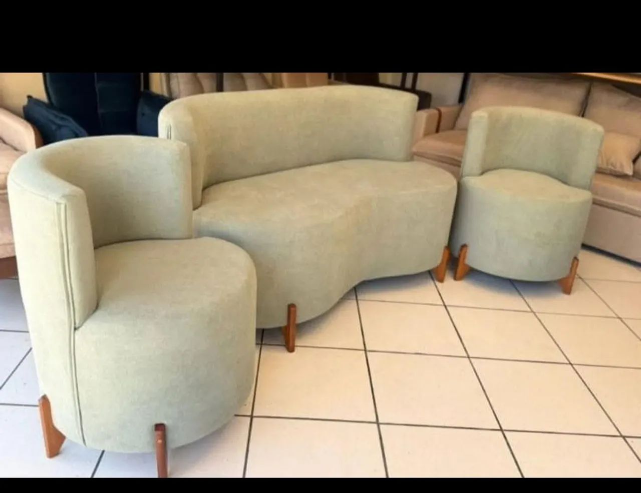 Sofá orgânico com poltrona de luxo 