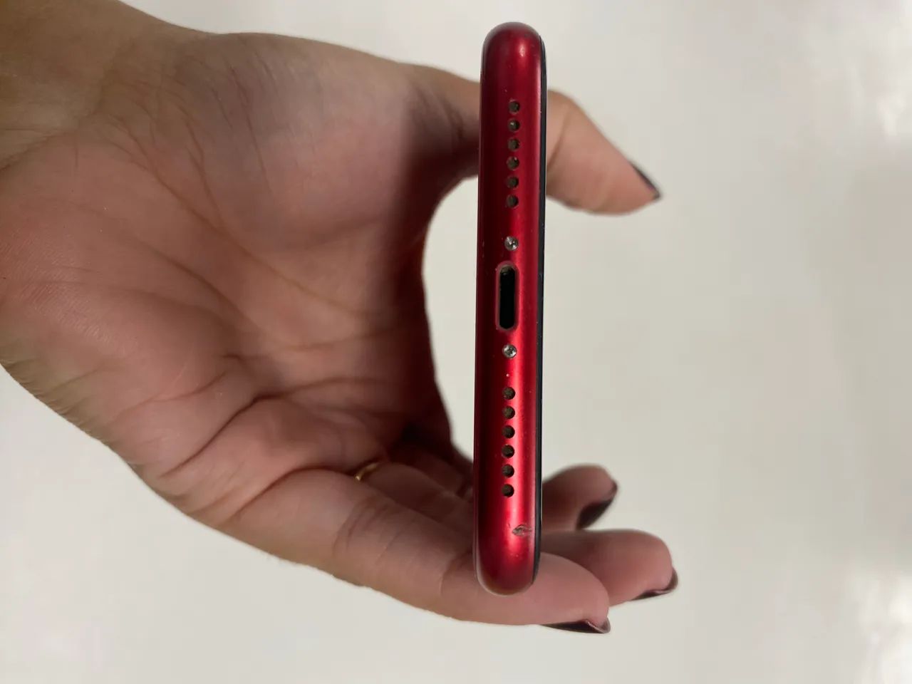 iPhone 11 64g vermelho  - Foto 4