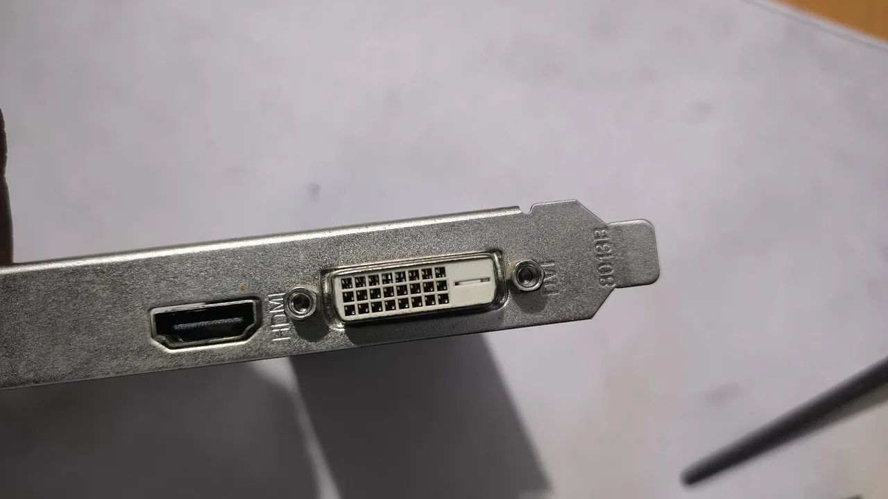 GT 1030 4GB LP - Foto 3