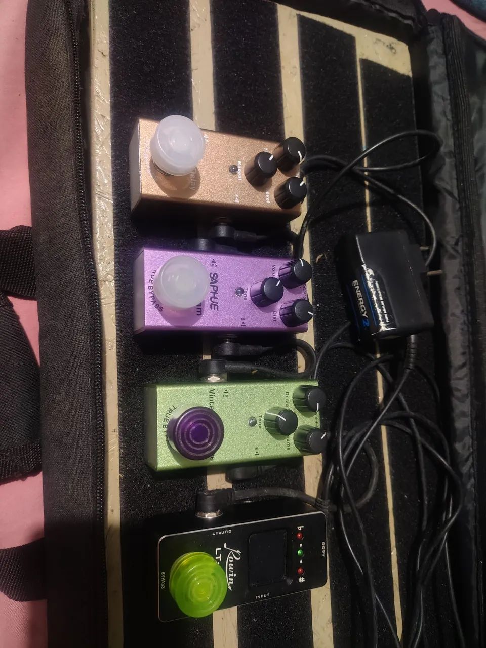 pedais de guitarra 